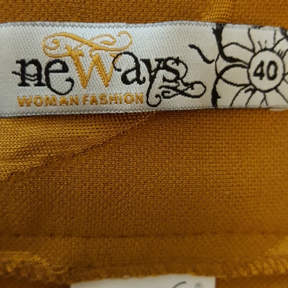 Gorgeous Long Textured Skirt - Picture 5 of 9